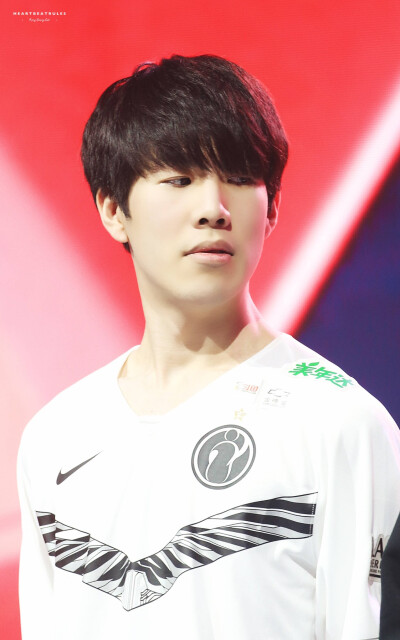 【战报】2025LPL春季赛IG 2-1 V5，IG成功闯入季后赛