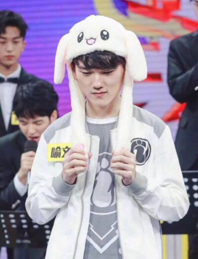 G2创始人无了，G2官方宣布创始人Carlos正式宣布卸任CEO一职