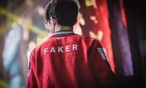 CTBC Flying Oyster 在2025年全球总决赛上震惊了 T1