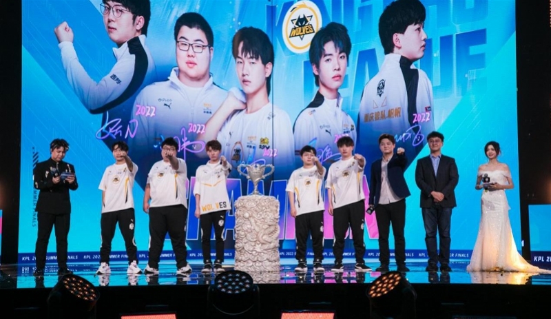 Imperial , Spirit , Mouz , 和 G2 在 StarLadder 布达佩斯 Major 2025 第三阶段开始时取得胜利
